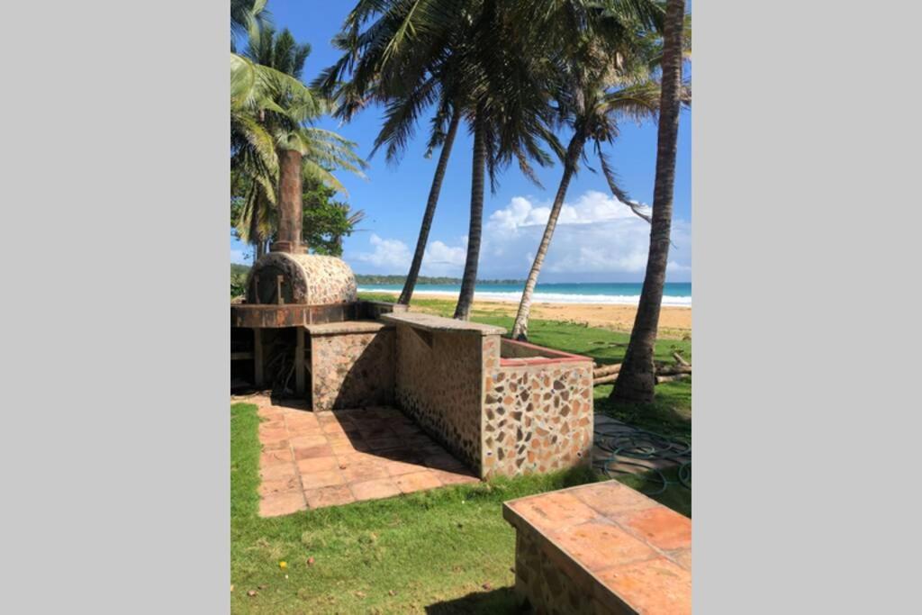 Coconut Castle At La Lodge At Long Bay South End エクステリア 写真